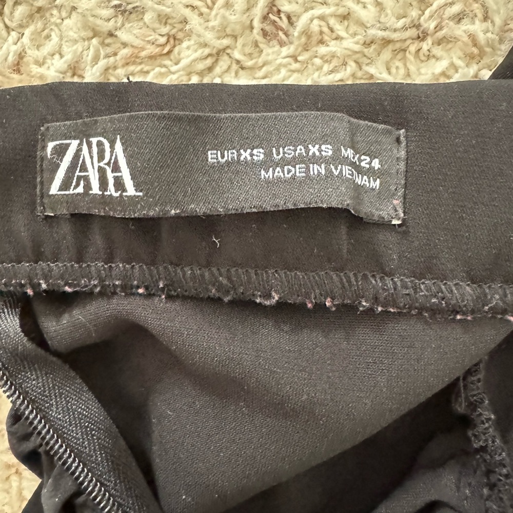 Zara women’s black slid in the front mini dress size XS - Picture 4 of 8